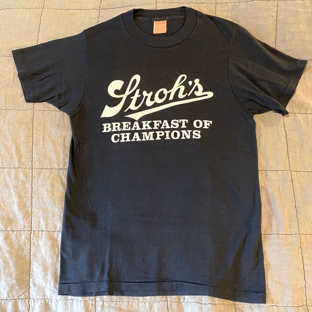 Vintage Stroh’s Breakfast of Champions t-shirt Super Screen Stars Medium